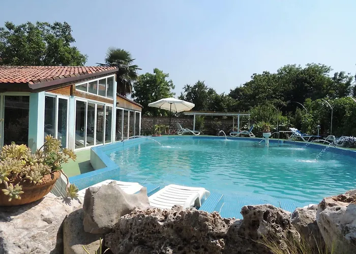 Manin Εξοχικό σπίτι *